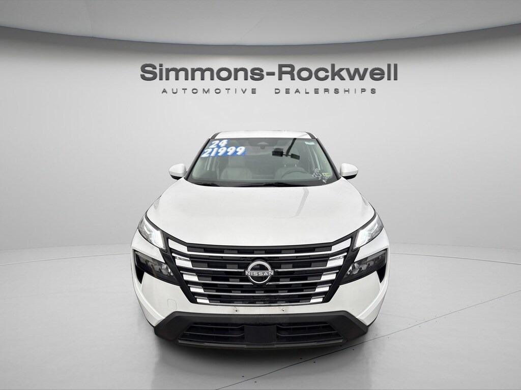 Used 2024 Nissan Rogue SV AWD SV