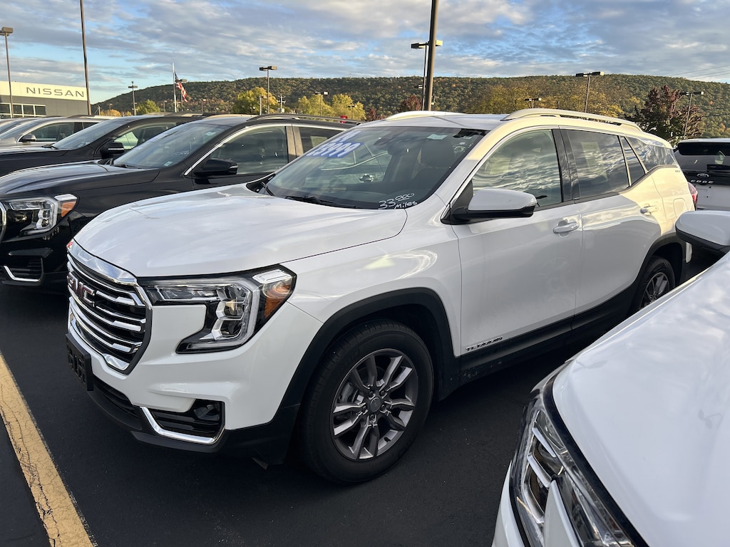 Used 2024 GMC Terrain SLT AWD SLT