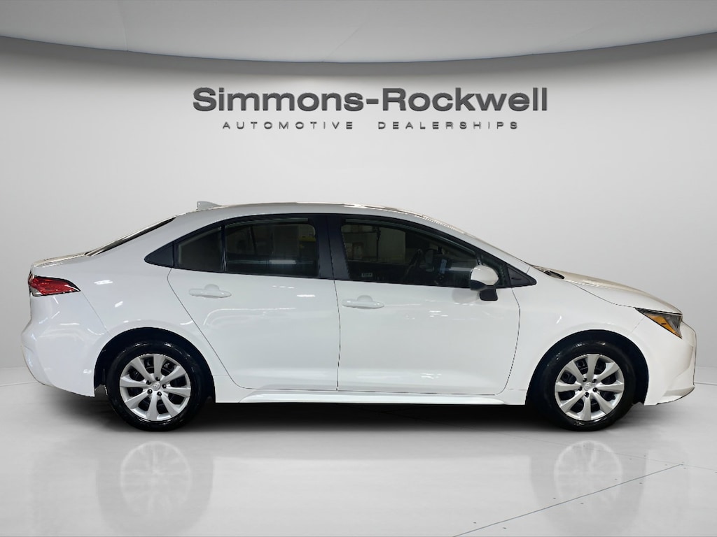 Used 2025 Toyota Corolla LE LE CVT