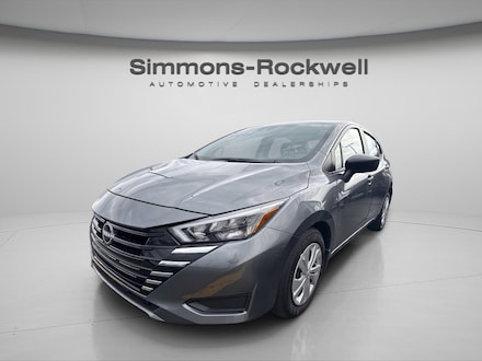 2025 Nissan Versa S S CVT