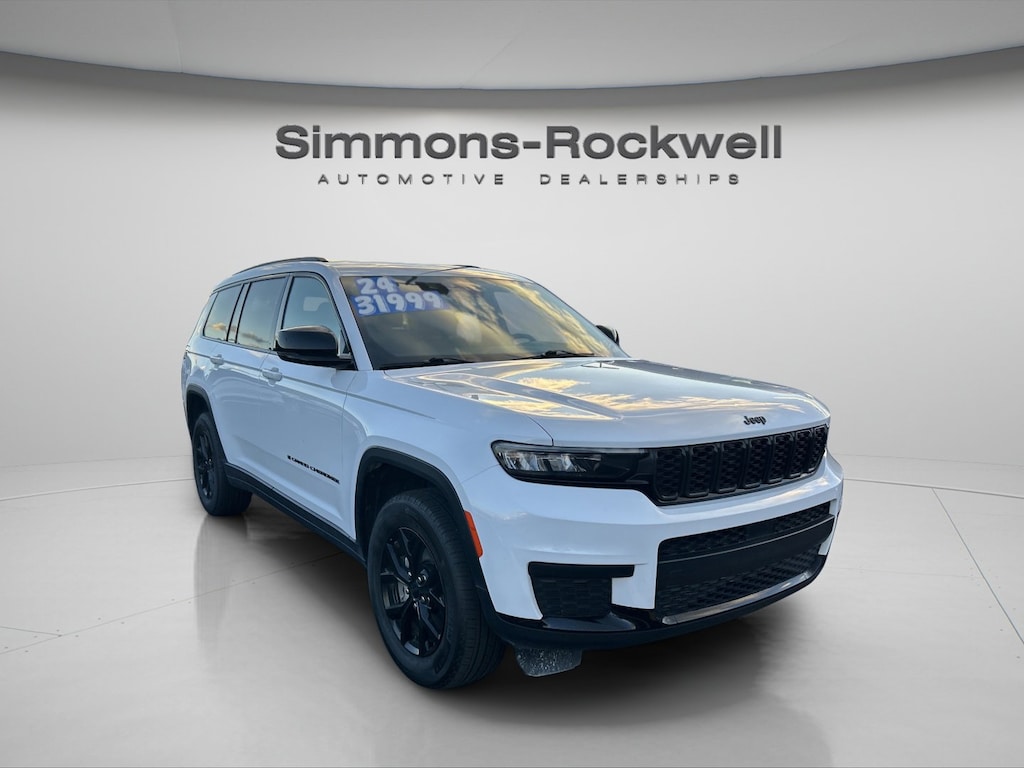 Used 2024 Jeep Grand Cherokee L Altitude Altitude 4x4