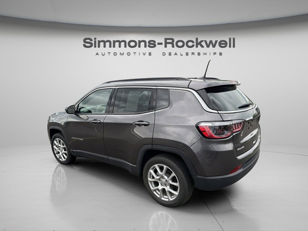 Used 2023 Jeep Compass Latitude Lux Latitude Lux 4x4