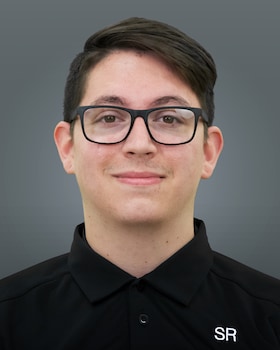 Staff member Georden Decker from ID_01002d
