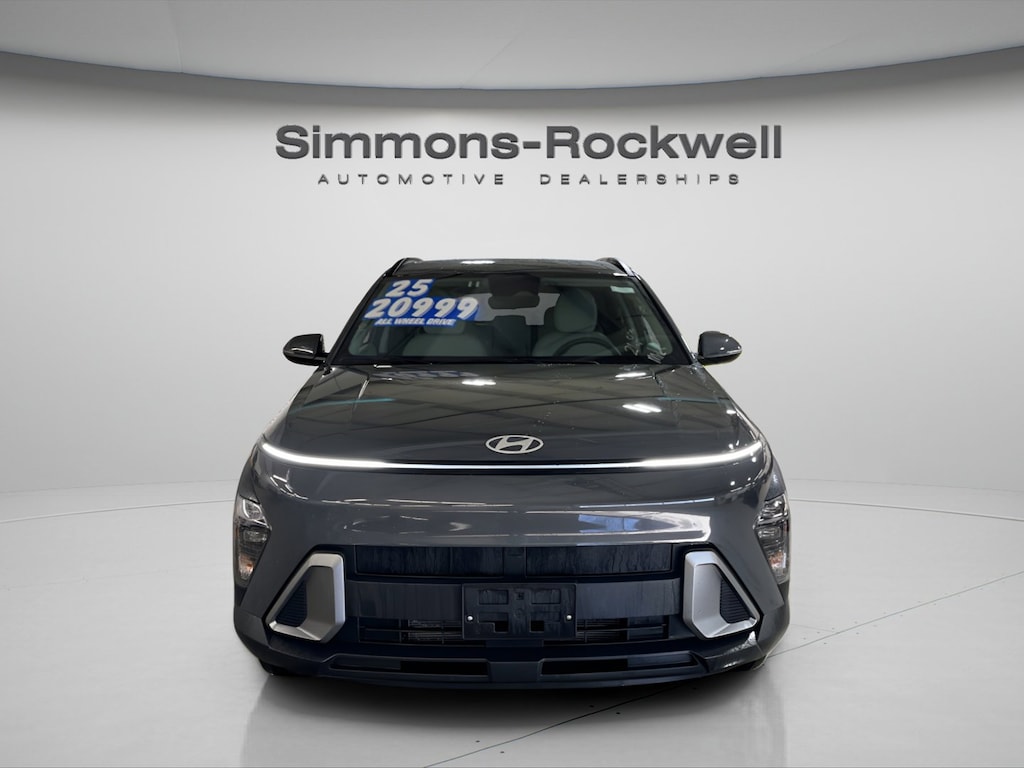 Used 2025 Hyundai Kona SEL SEL AWD
