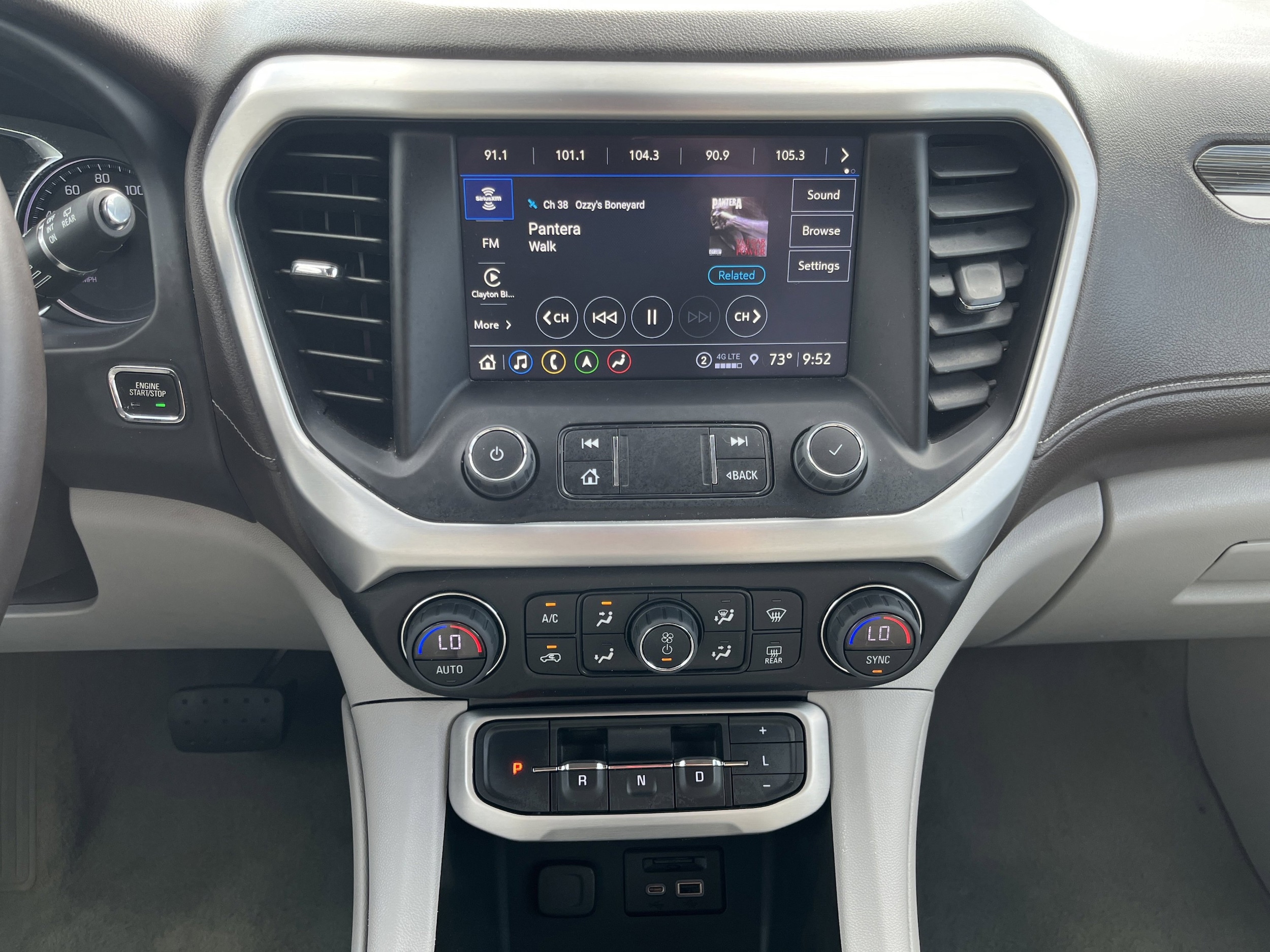 2023 GMC Acadia SLT - Photo 20