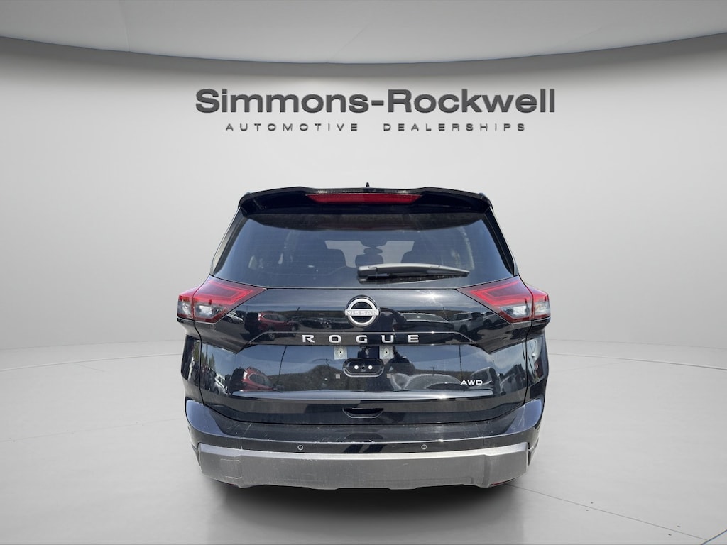Used 2025 Nissan Rogue SV AWD SV