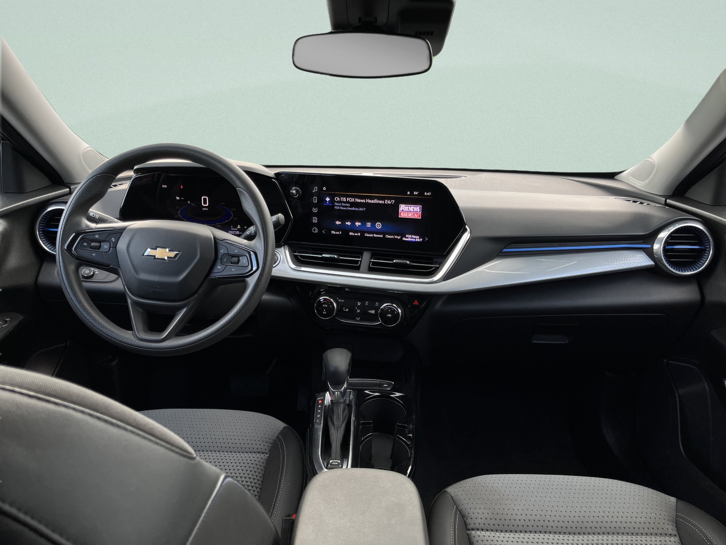 2024 Chevrolet Trax LT - Photo 23