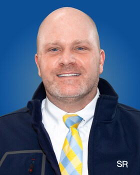 Staff member Jason Felker from ID_0515e4