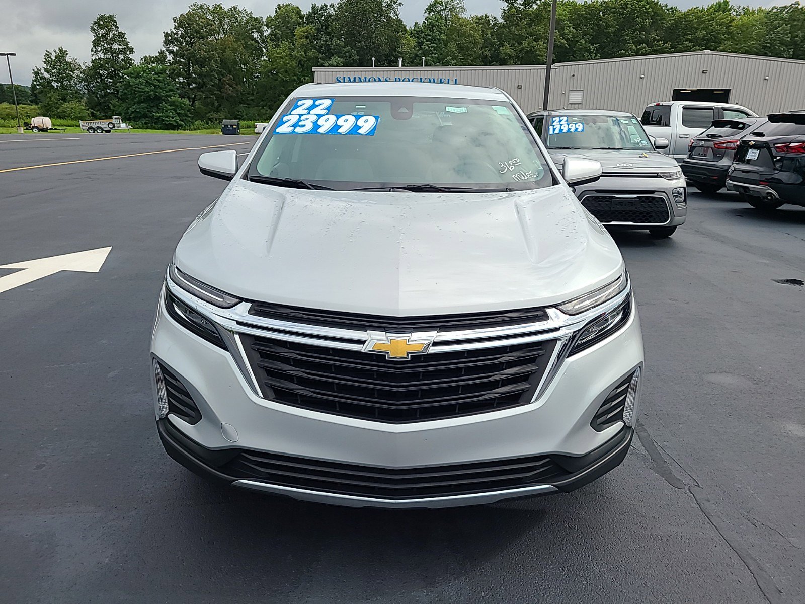 Used 2022 Chevrolet Equinox LT with VIN 2GNAXUEV7N6133954 for sale in Hornell, NY