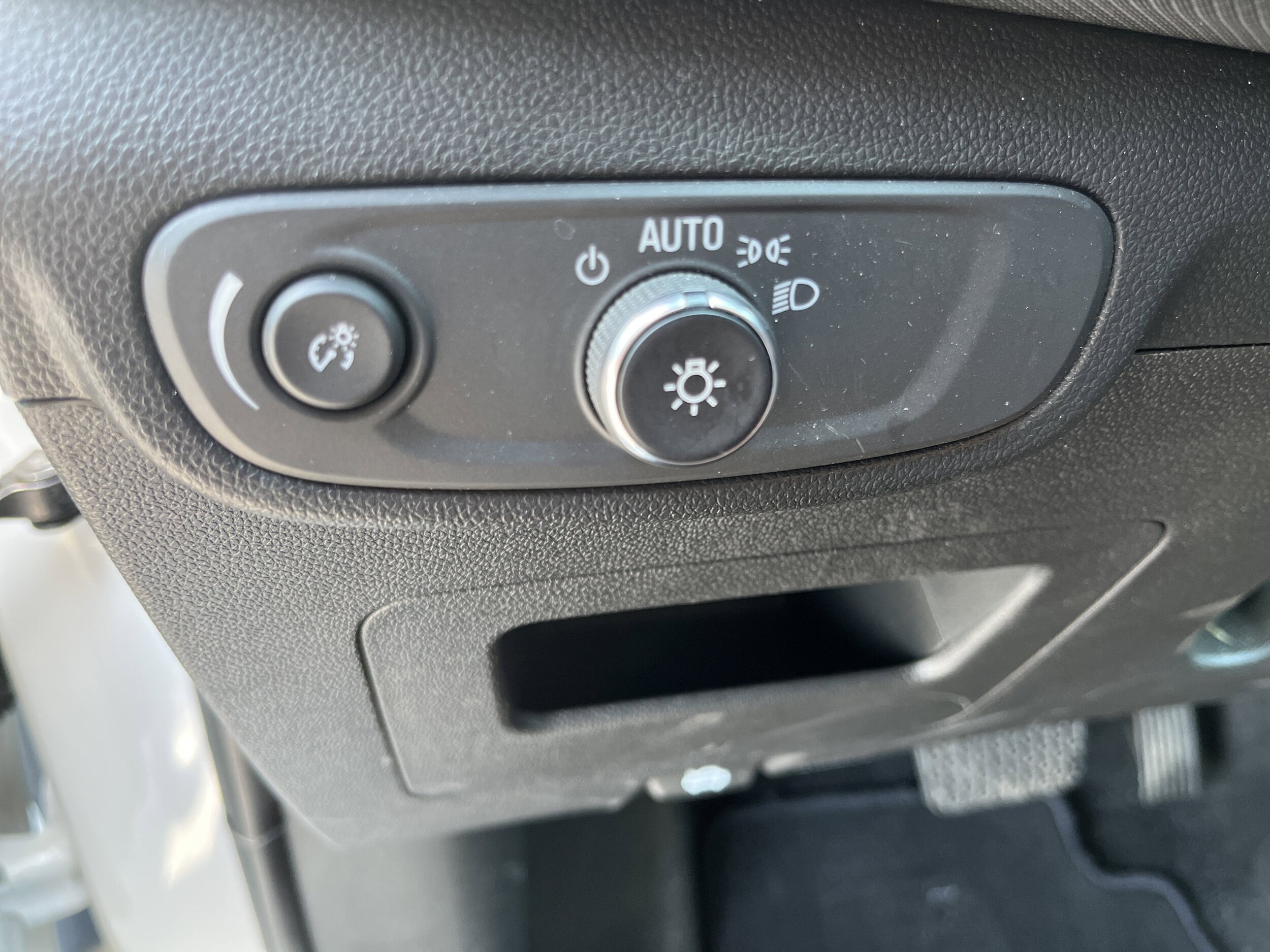 2025 Chevrolet Trailblazer LT - Photo 16