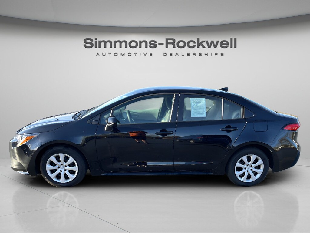 Used 2025 Toyota Corolla LE LE CVT