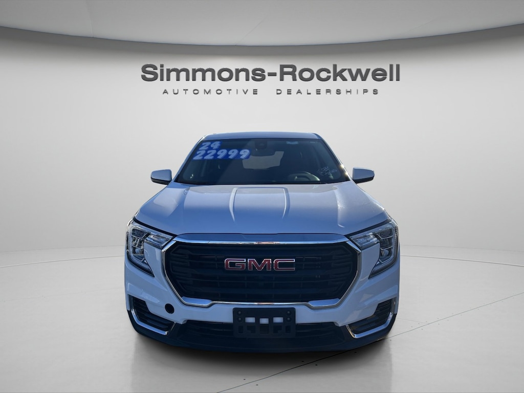 Used 2024 GMC Terrain SLE AWD SLE