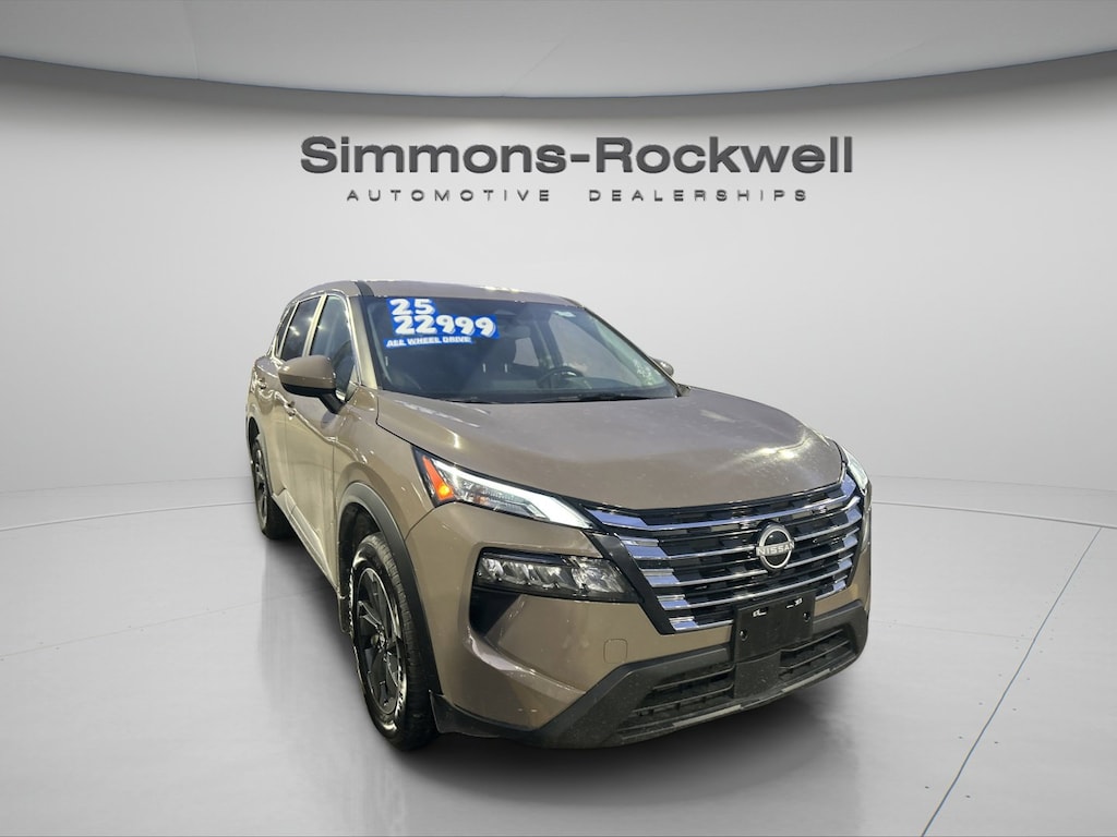 Used 2025 Nissan Rogue SV AWD SV