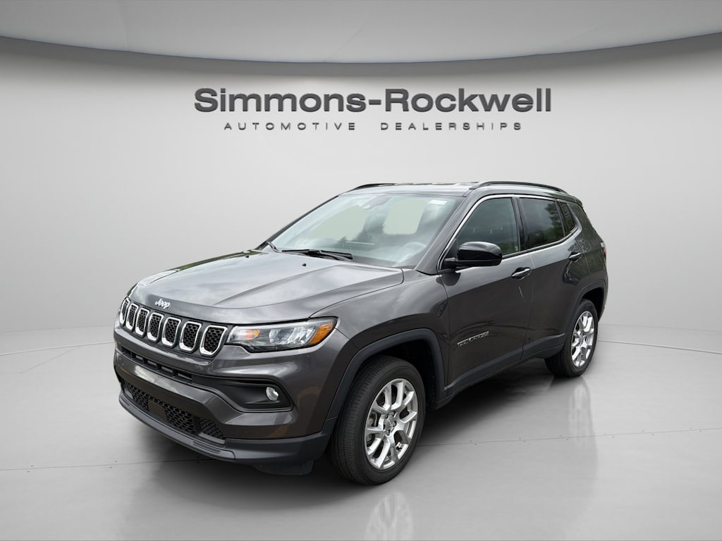 Used 2023 Jeep Compass Latitude Lux Latitude Lux 4x4