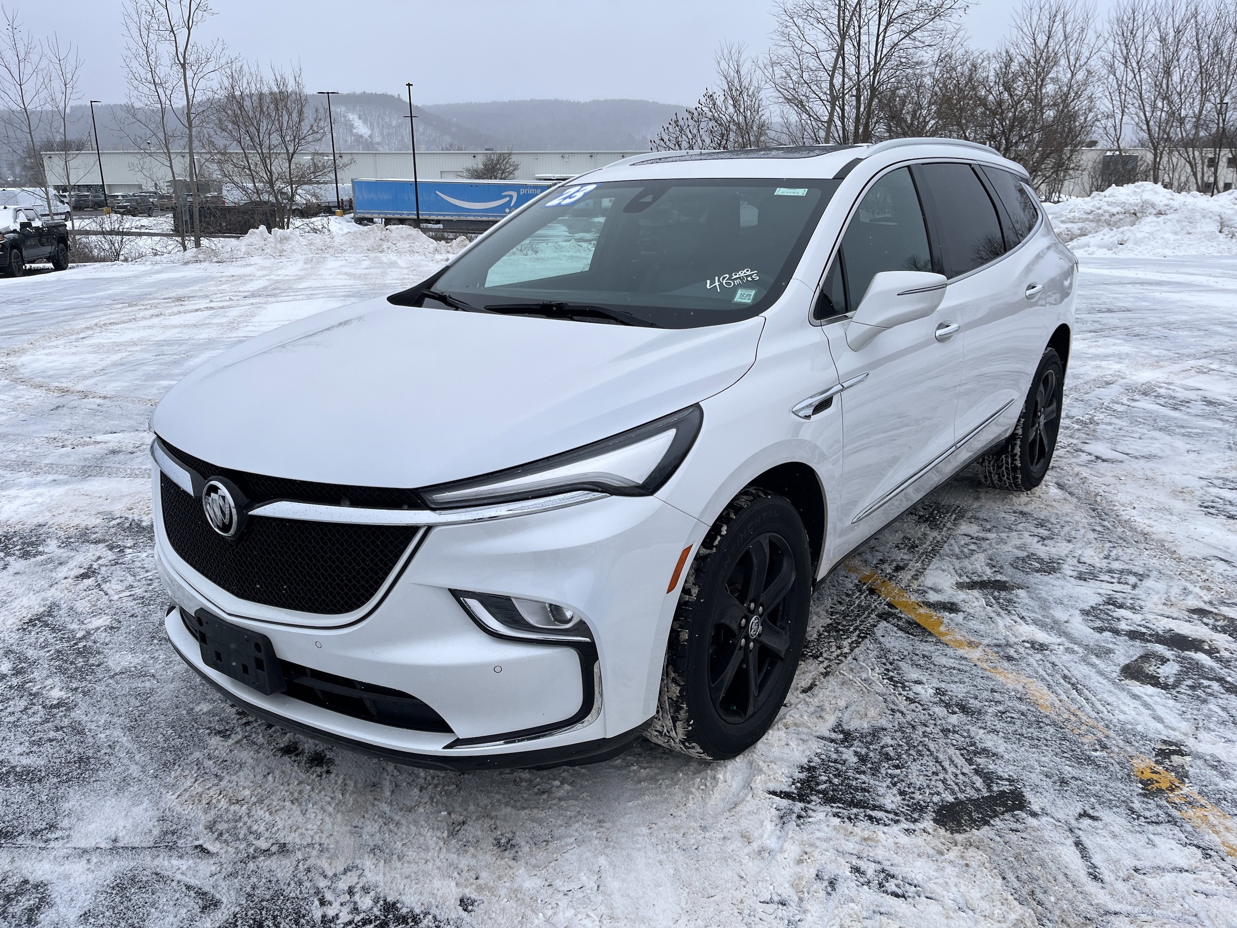 2023 Buick Enclave Essence's photo