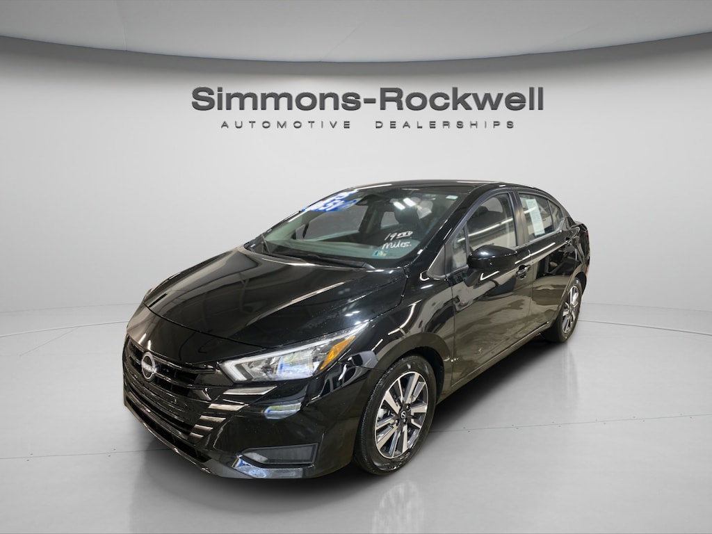 Used 2025 Nissan Versa SV SV CVT