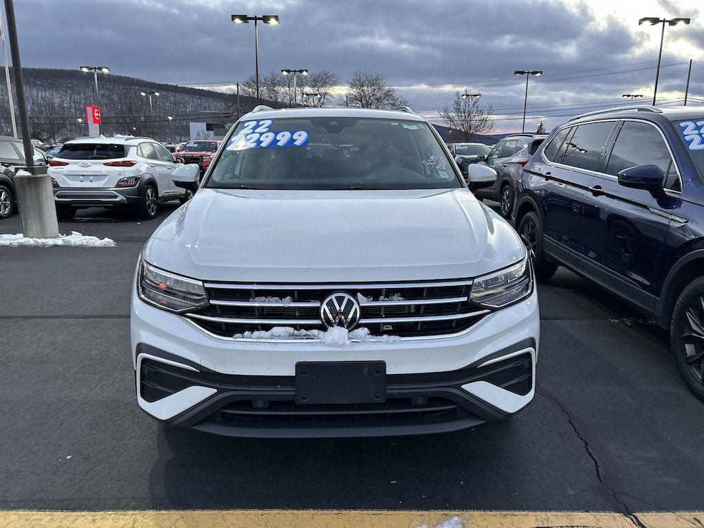Used 2022 Volkswagen Tiguan SE 2.0T SE 4MOTION