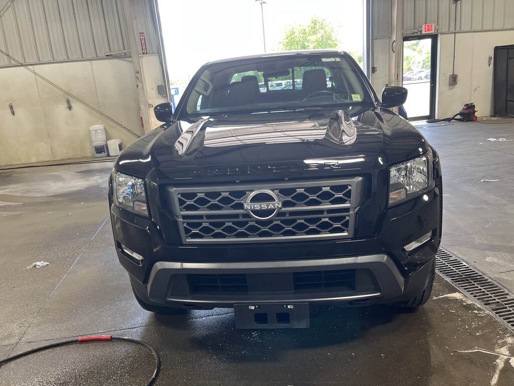 Used 2023 Nissan Frontier SV Crew Cab 4x4 SV Auto