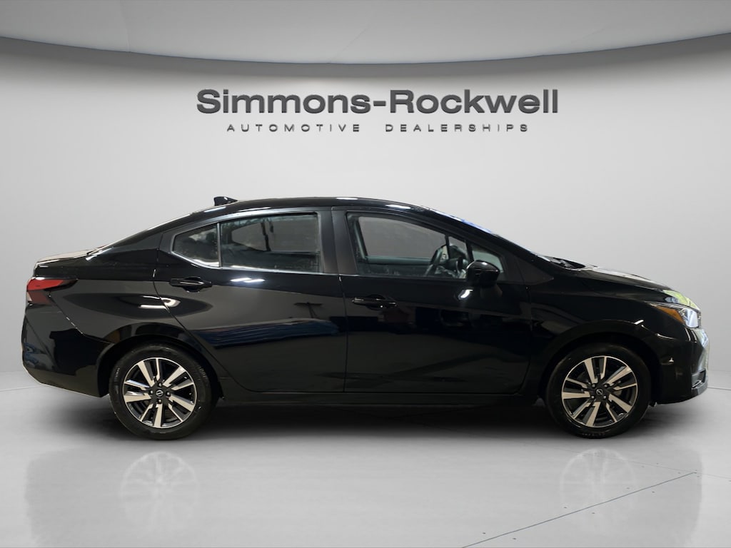 Used 2025 Nissan Versa SV SV CVT