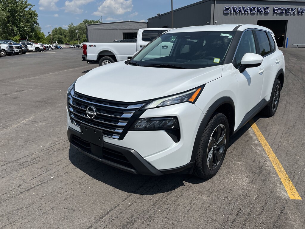 Used 2025 Nissan Rogue SV AWD SV