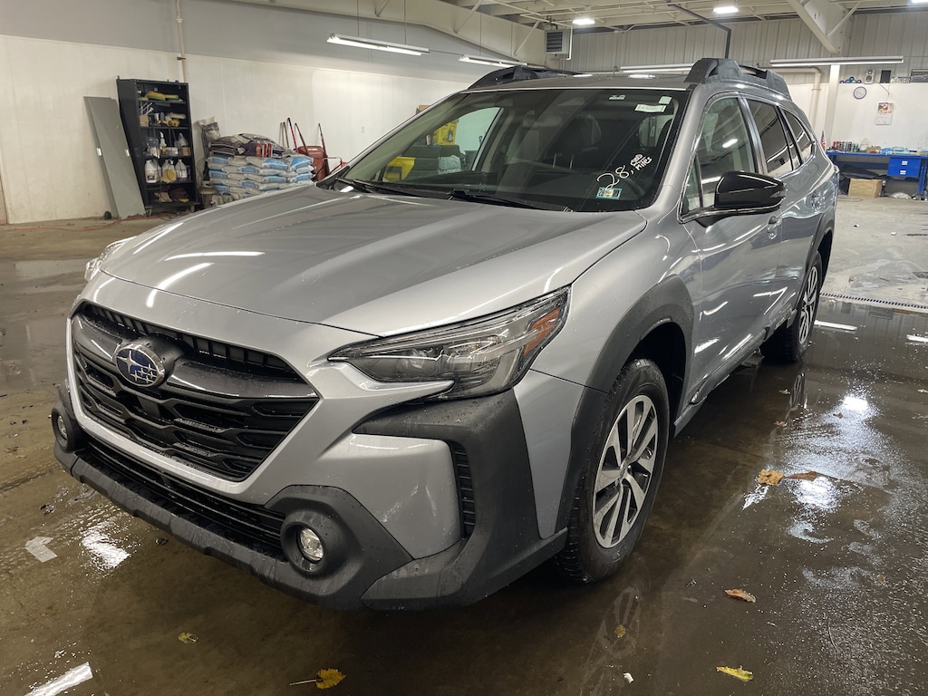 Used 2024 Subaru Outback Premium Premium AWD