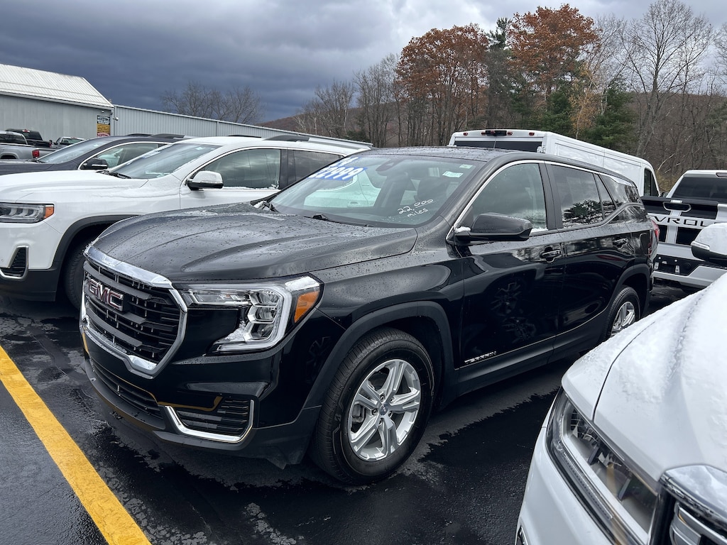 Used 2024 GMC Terrain SLE AWD SLE