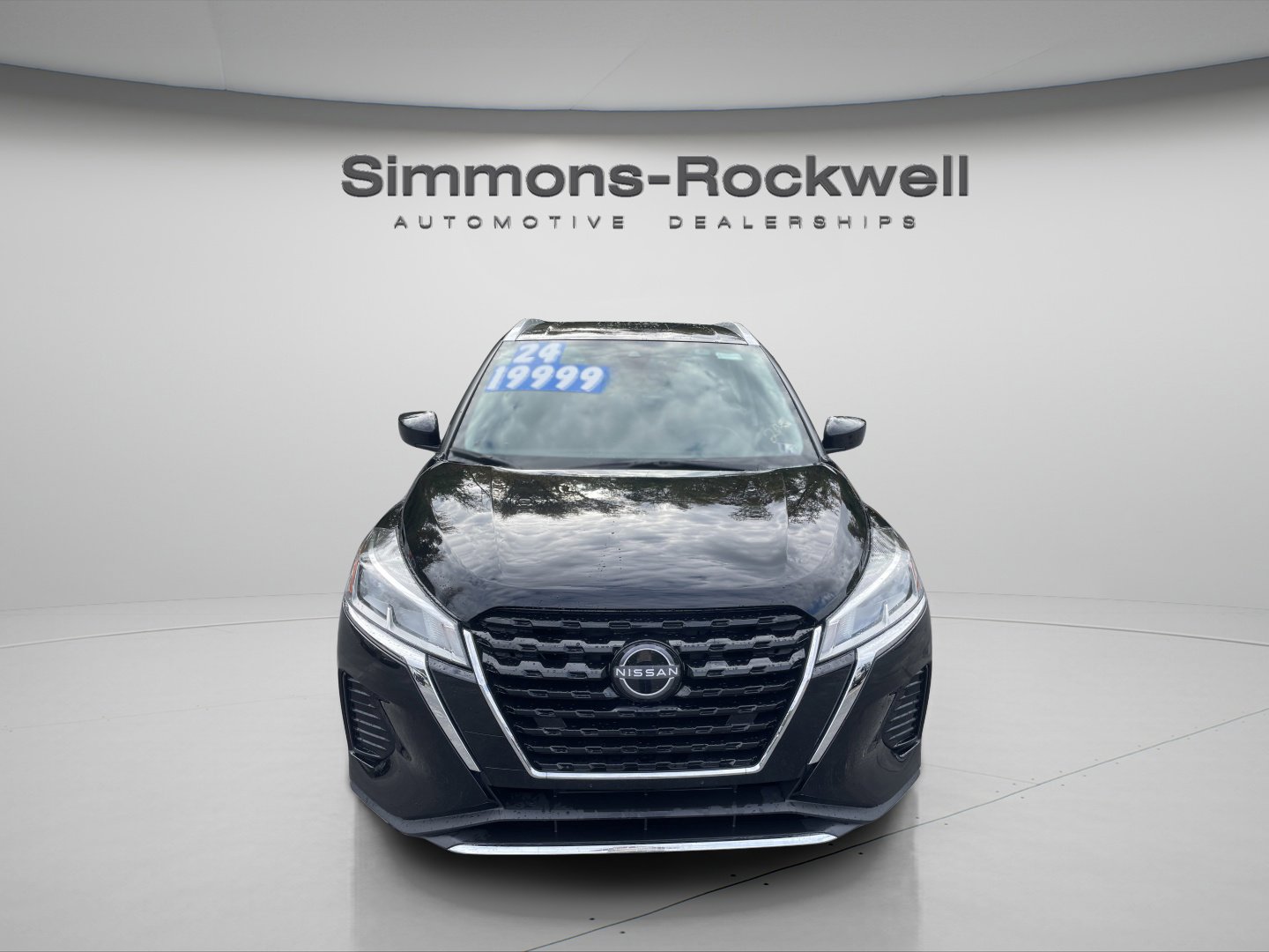 2024 Nissan Kicks SV photo 2