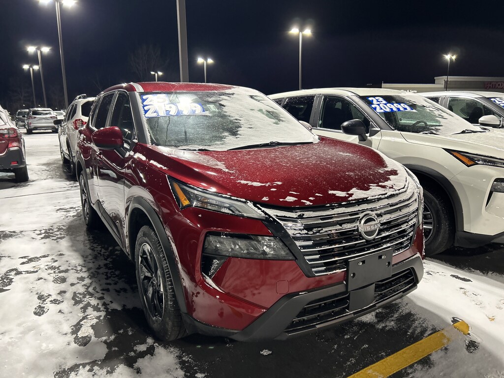 Used 2025 Nissan Rogue SV AWD SV