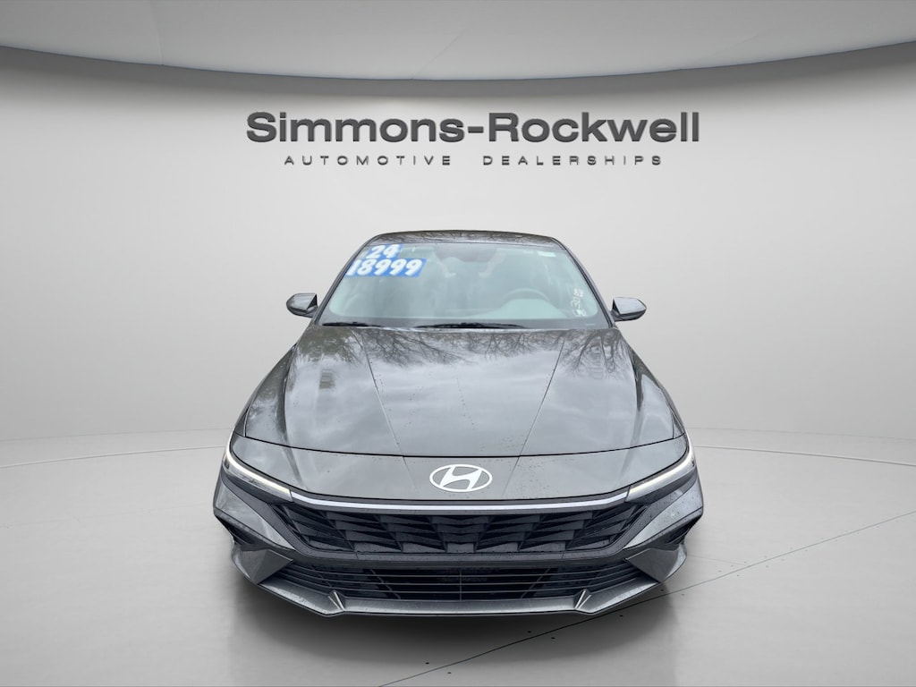 Used 2024 Hyundai Elantra SEL SEL IVT