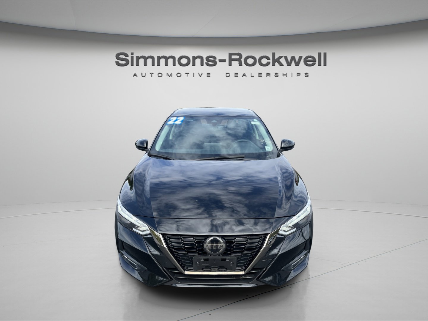 2022 Nissan Sentra SR photo 2