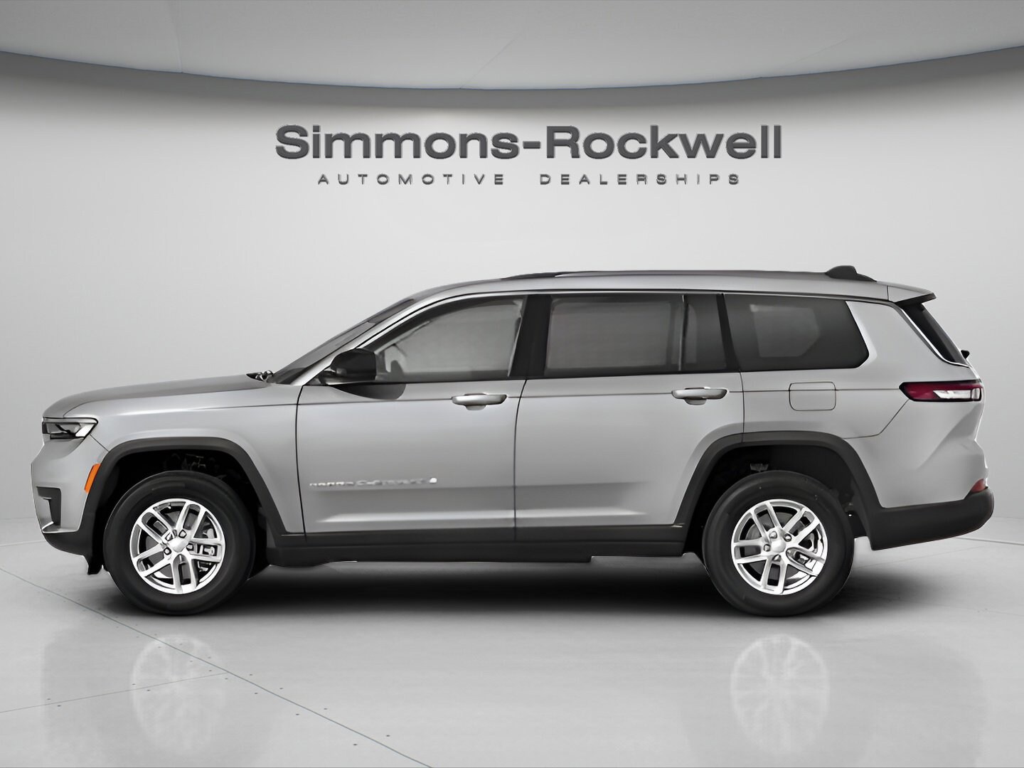 2024 Jeep Grand Cherokee Altitude photo 2