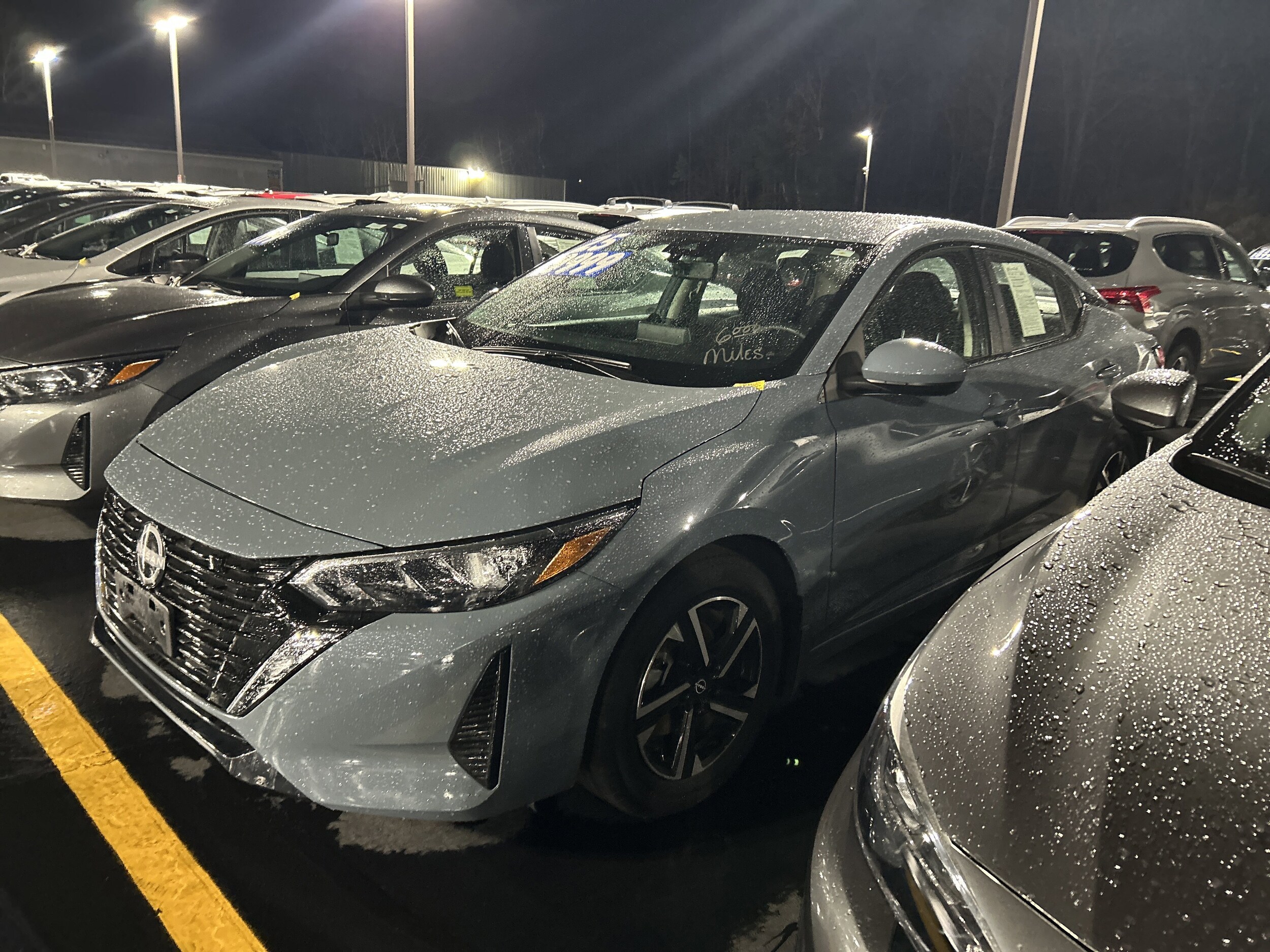 2025 Nissan Sentra SV photo 4