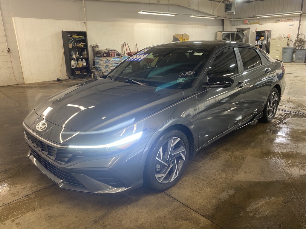 Used 2025 Hyundai Elantra SEL Sport SEL Sport IVT