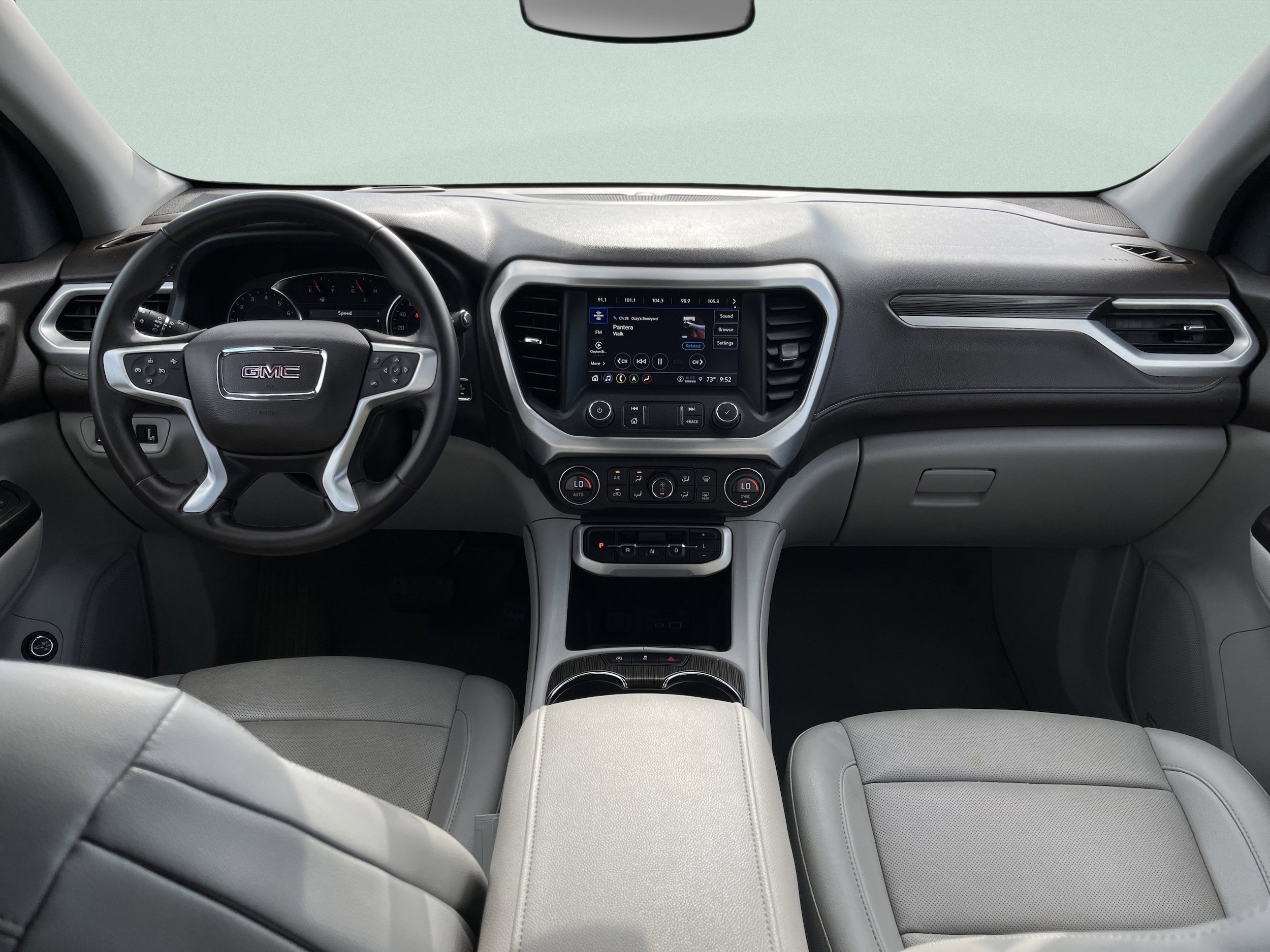 2023 GMC Acadia SLT - Photo 18