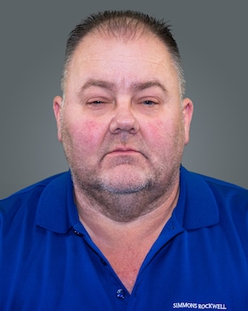 Staff member George Brown from ID_9186e9