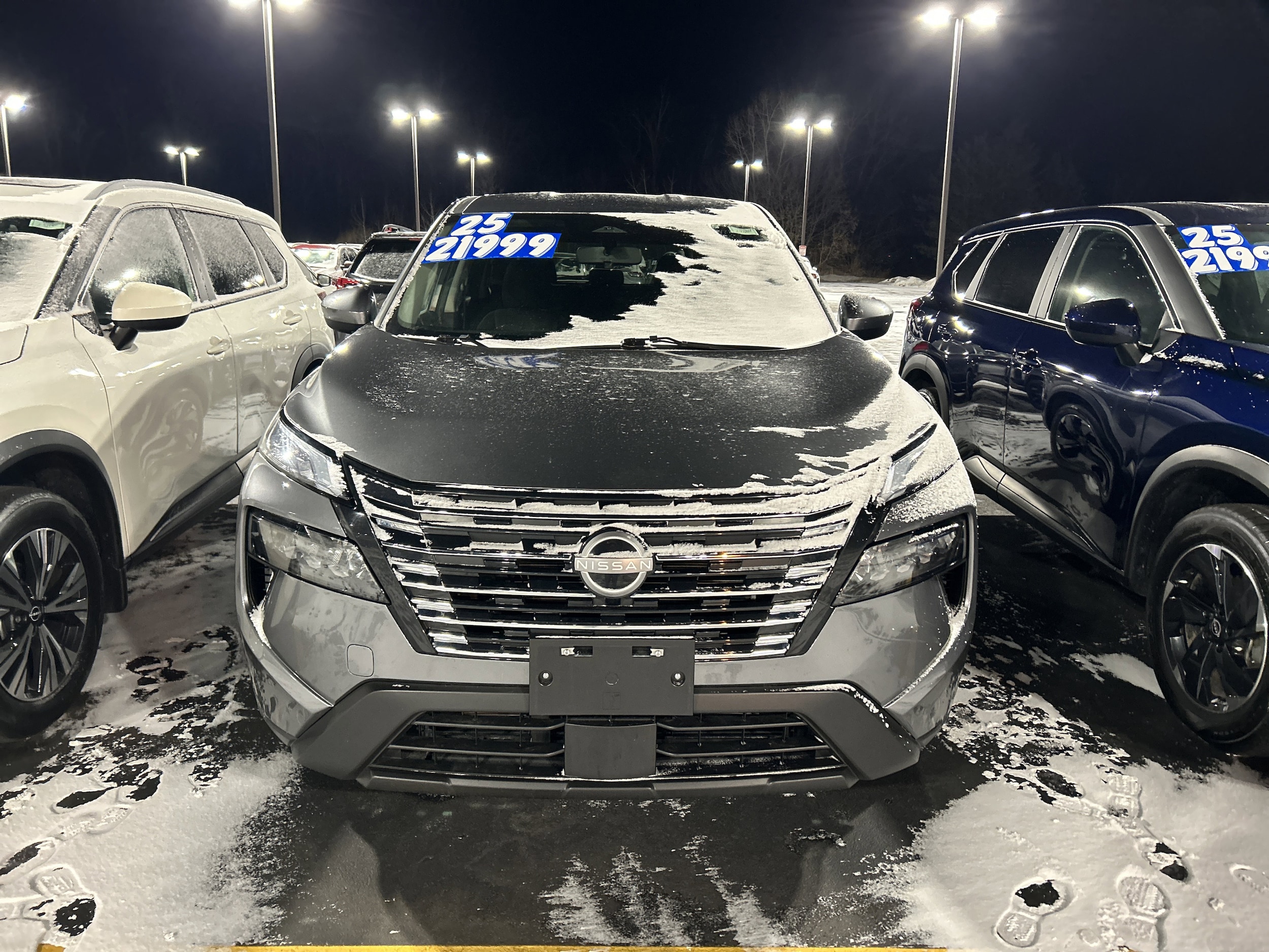 2025 Nissan Rogue SV