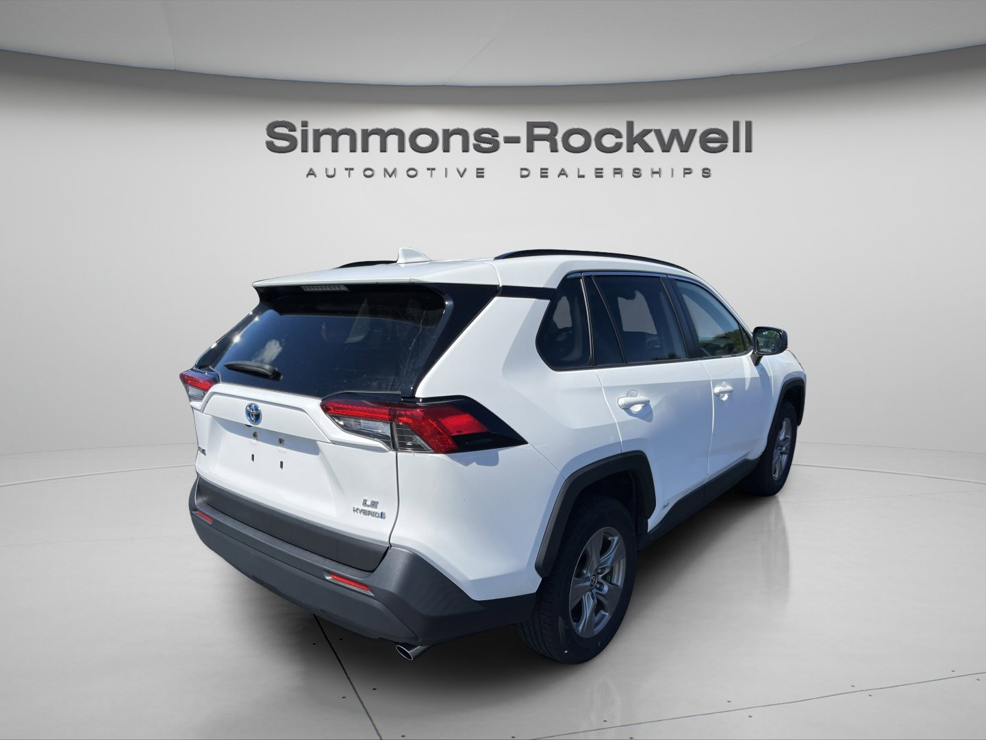2023 Toyota RAV4 Hybrid LE photo 3