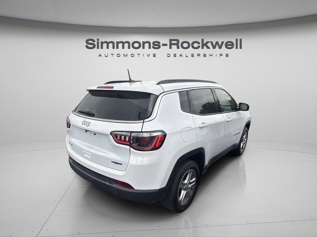 Used 2024 Jeep Compass Latitude Latitude 4x4