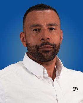 Staff member Billy Keels from 1dea1ee99c4b