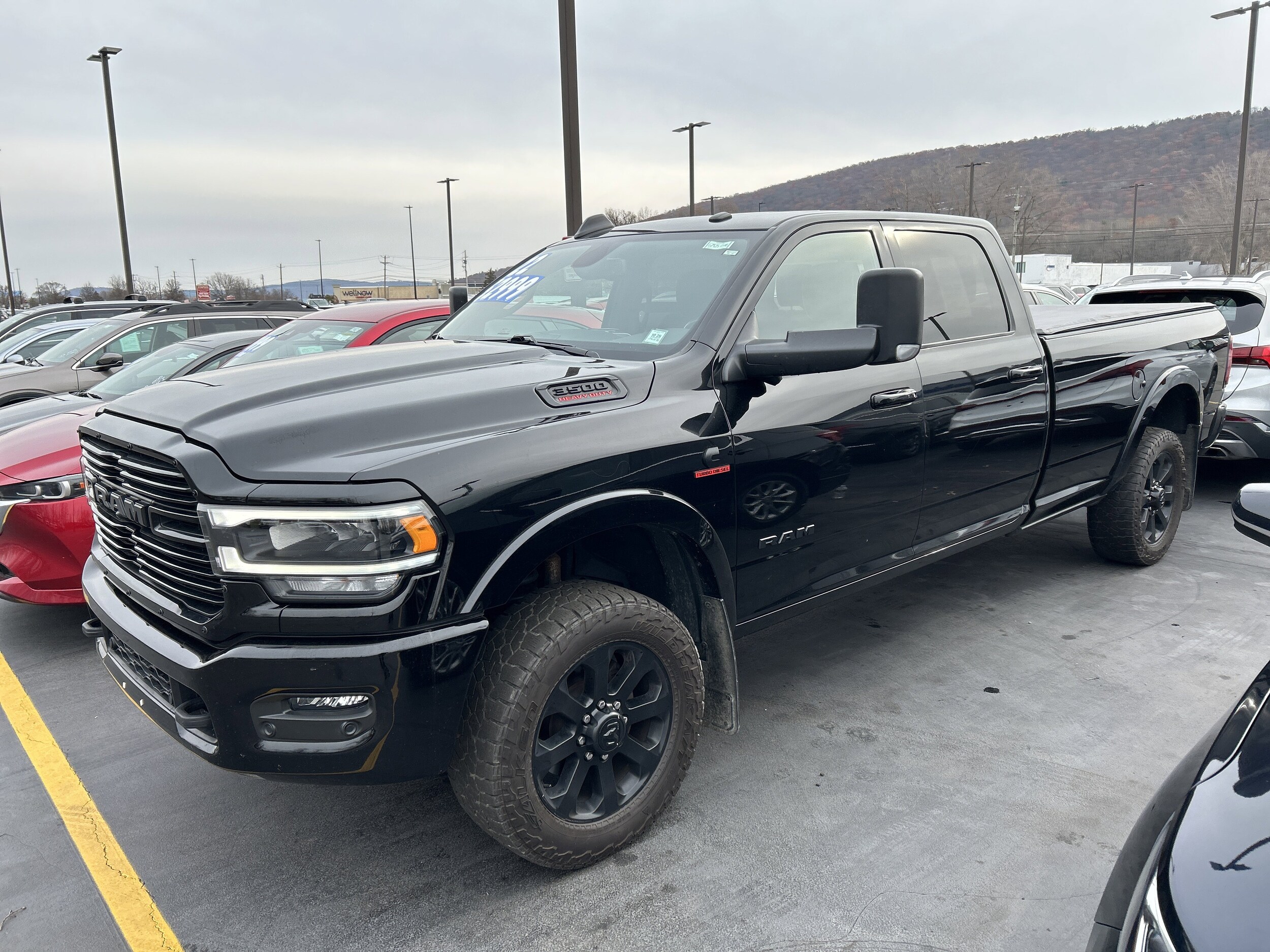 2022 Ram 3500 Laramie photo 4