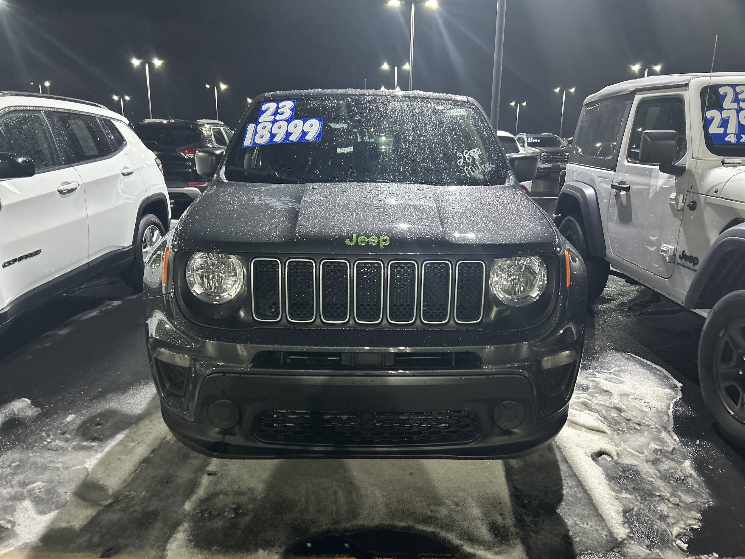 2023 Jeep Renegade Latitude's photo