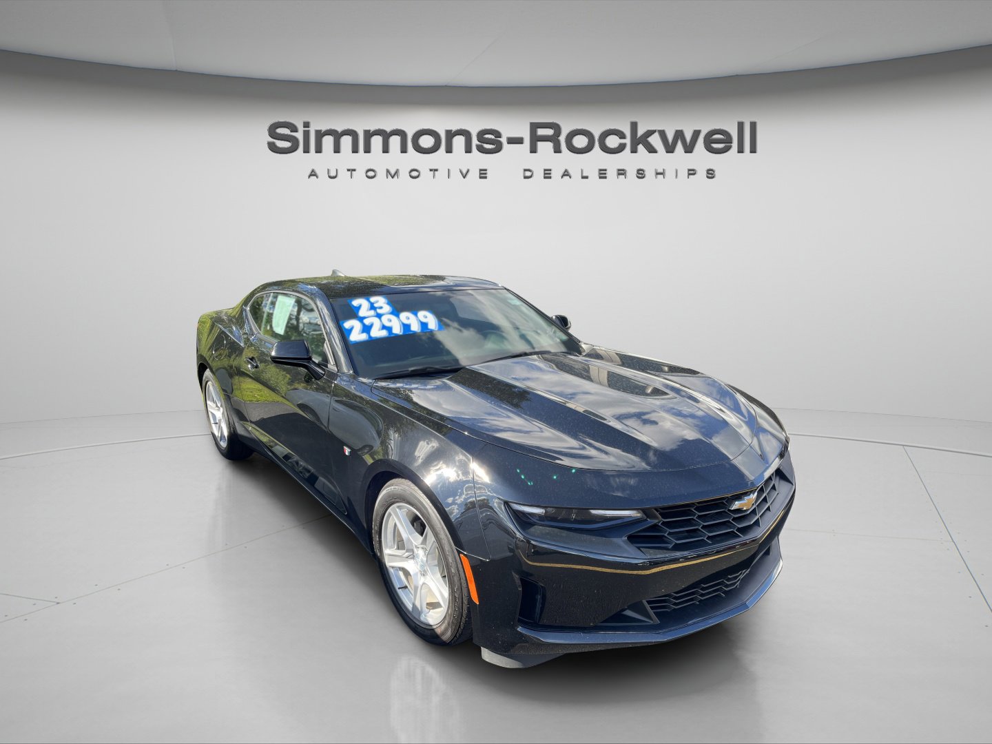 2023 Chevrolet Camaro 1LT photo 3