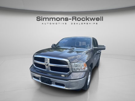 2023 Ram 1500 Classic SLT SLT 4x4 Crew Cab 57 Box