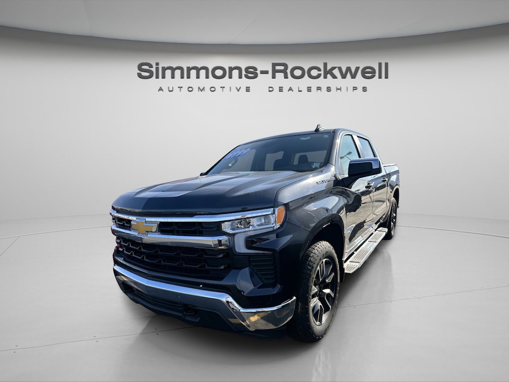 Used 2024 Chevrolet Silverado 1500 LT 4WD Crew Cab 147 LT w/2FL