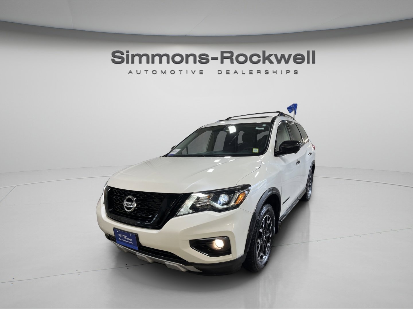 2020 Nissan Pathfinder SL 4WD's photo