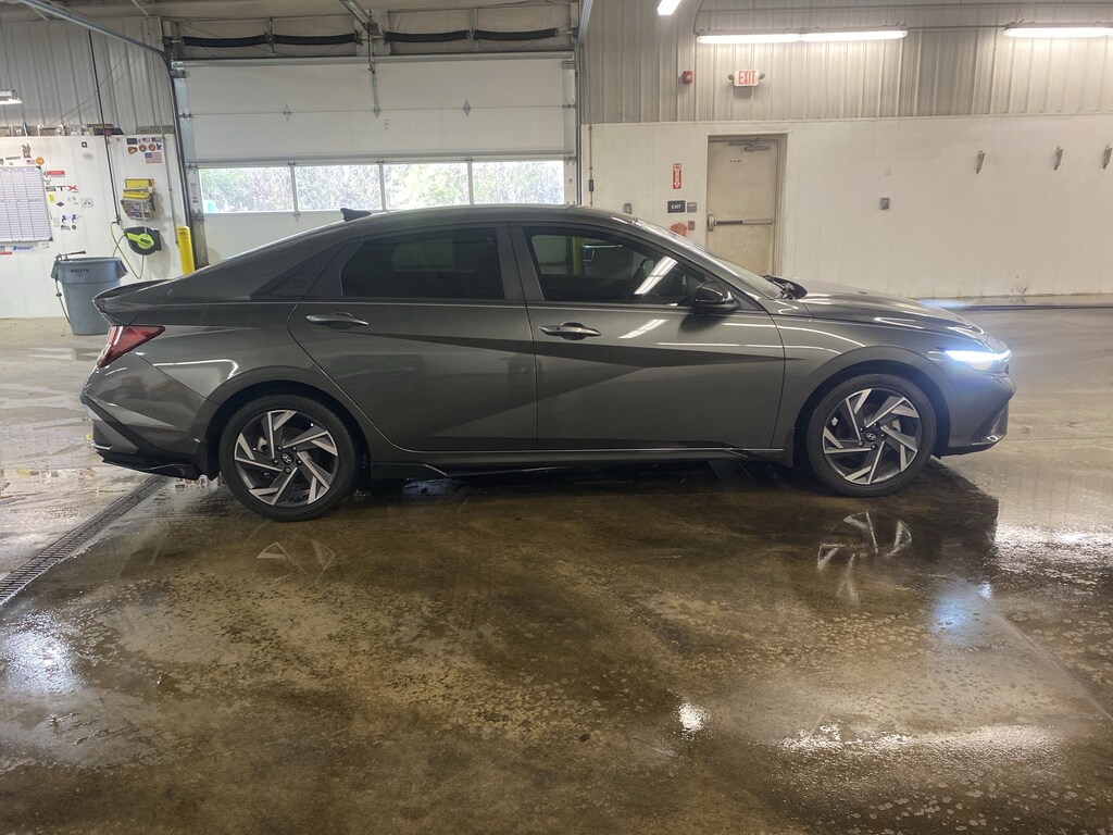 Used 2025 Hyundai Elantra SEL Sport SEL Sport IVT