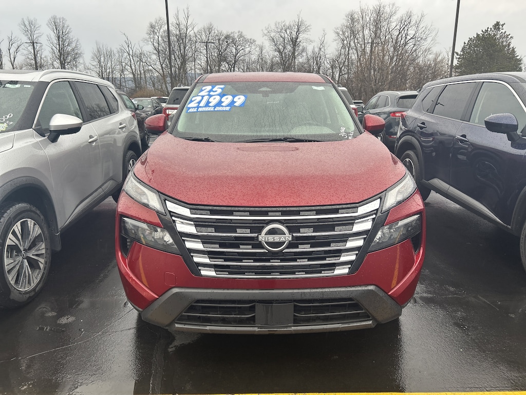 Used 2025 Nissan Rogue SV AWD SV