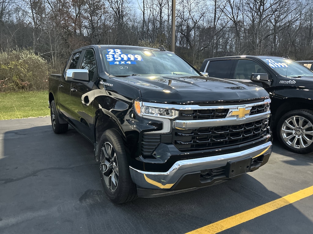Used 2023 Chevrolet Silverado 1500 LT 4WD Crew Cab 147 LT w/2FL