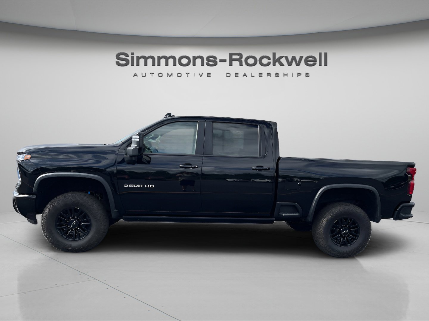 2024 Chevrolet Silverado 2500HD ZR2 photo 2