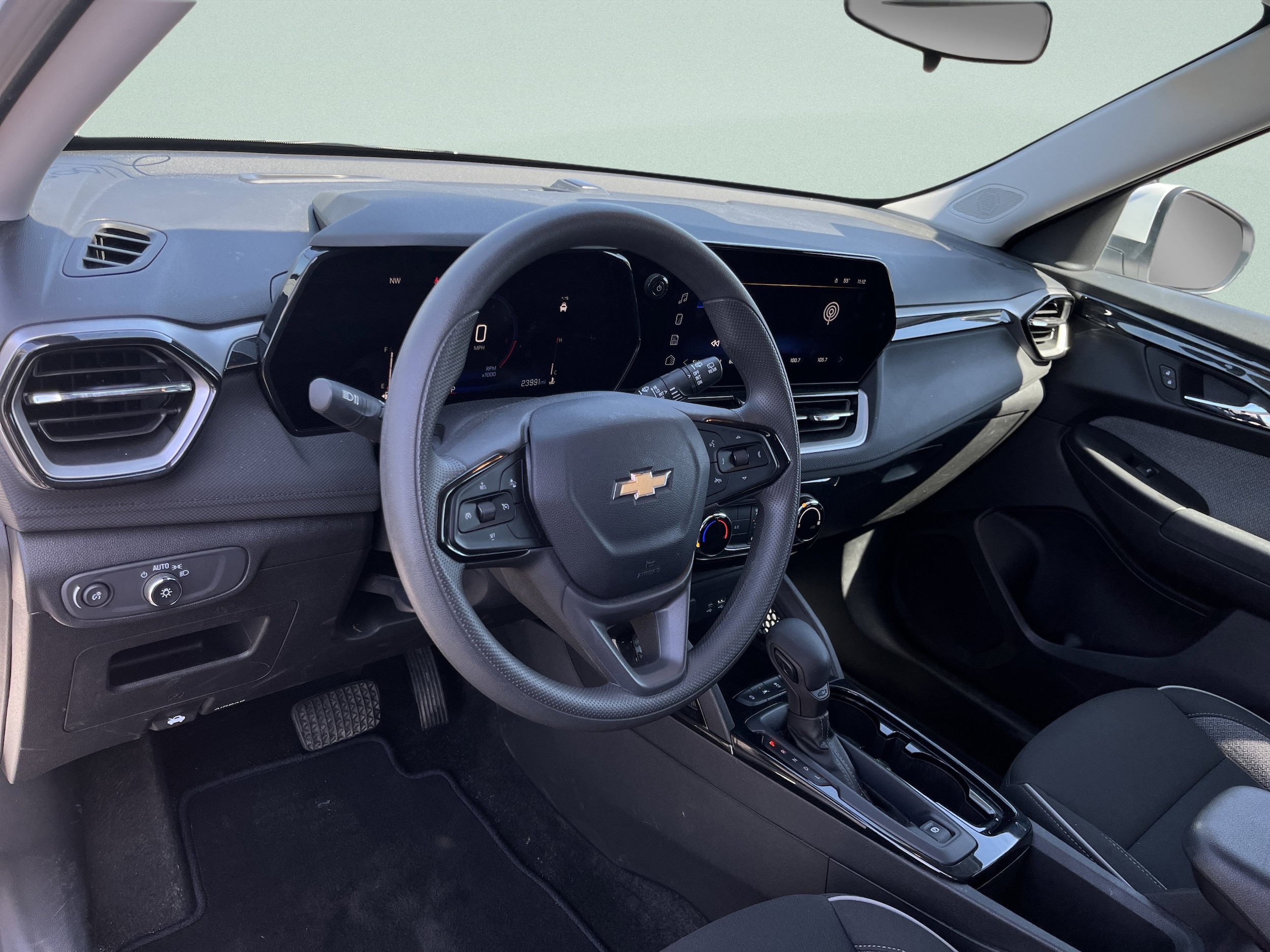 2025 Chevrolet Trailblazer LT - Photo 14
